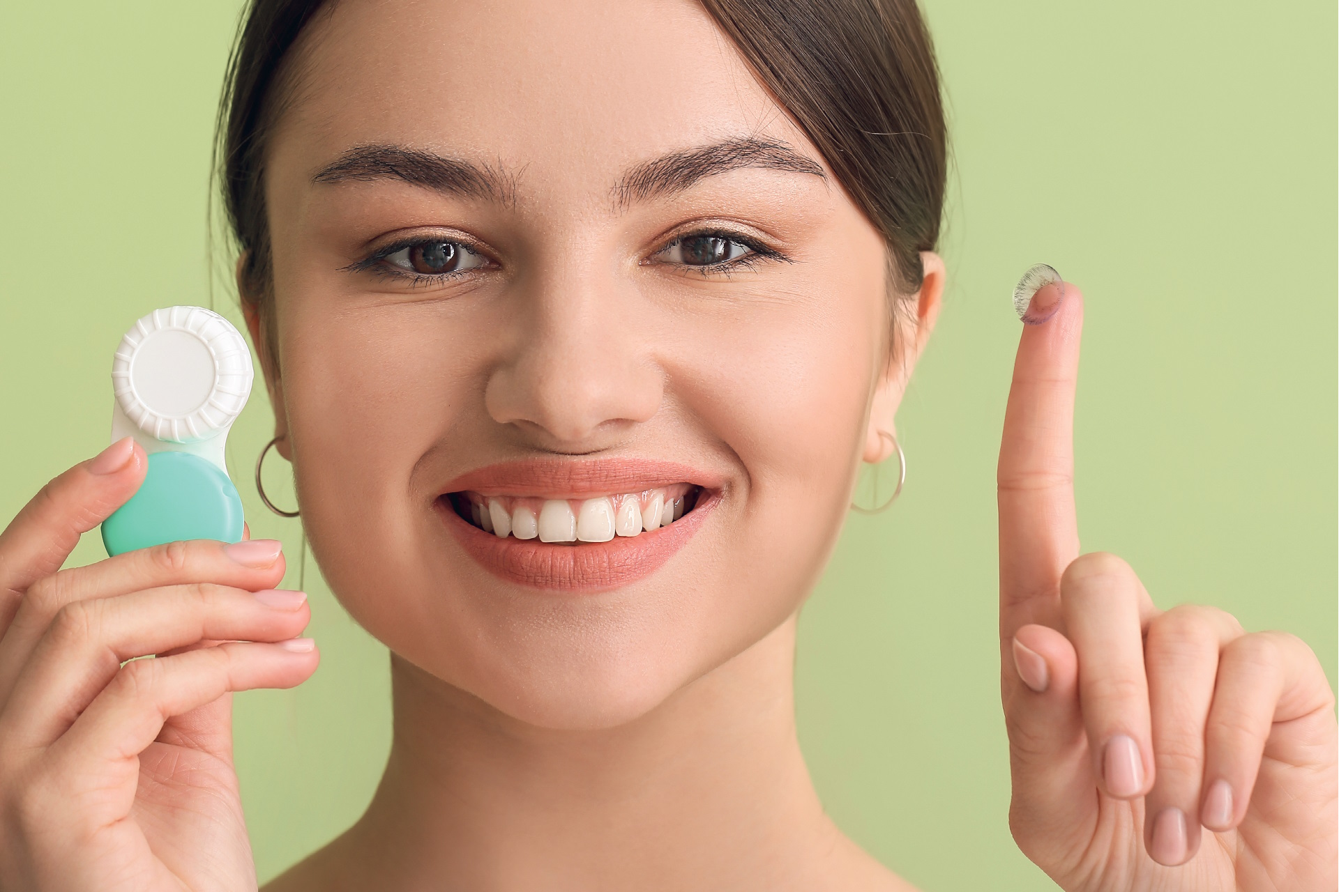 Medicatiebegeleiding bij het dragen van contactlenzen